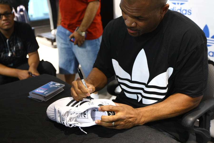 DMC Returns to Queens to Greet Fans at 